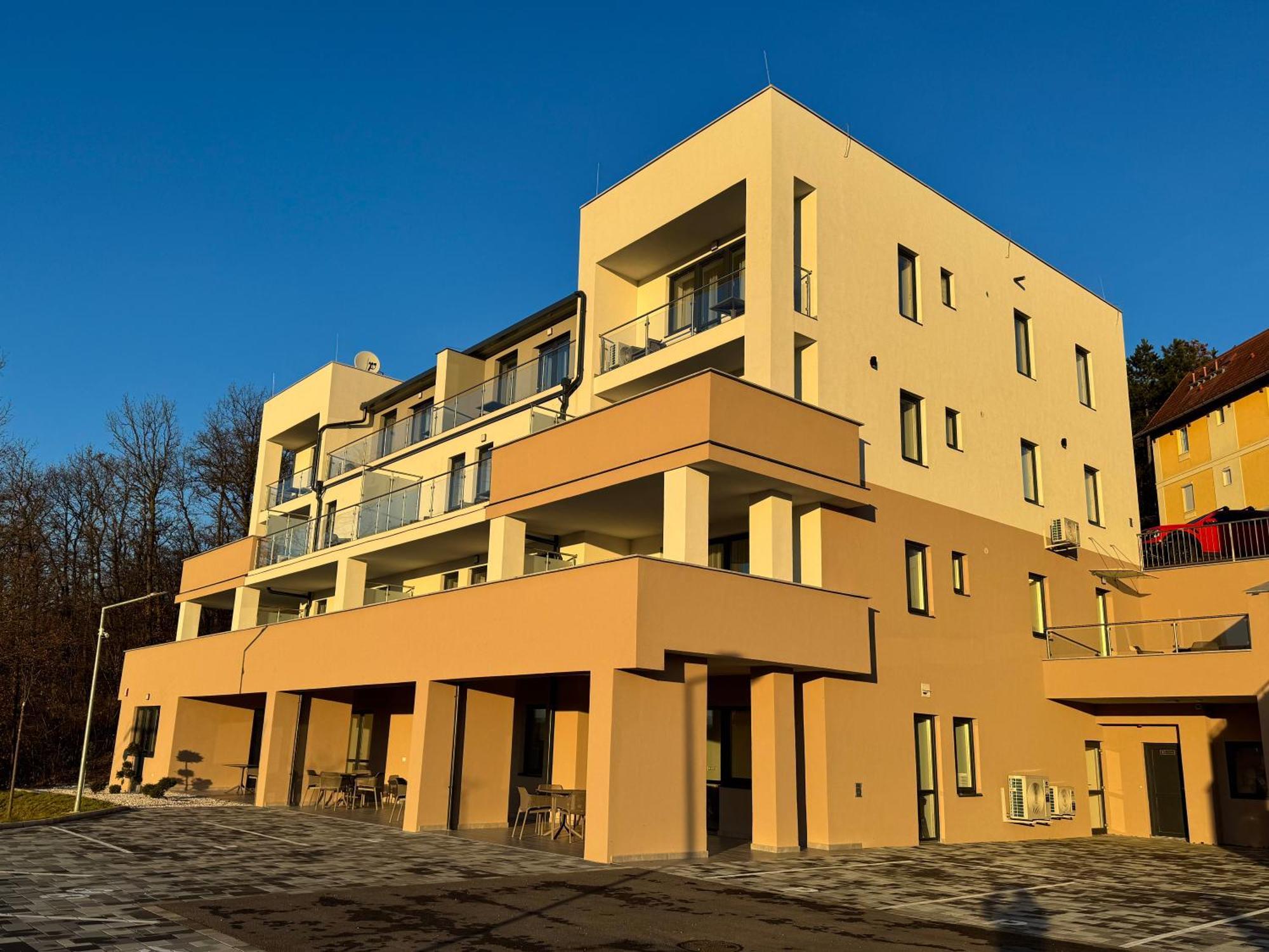 אגרסאלוק Salt Hill Premium Apartments מראה חיצוני תמונה