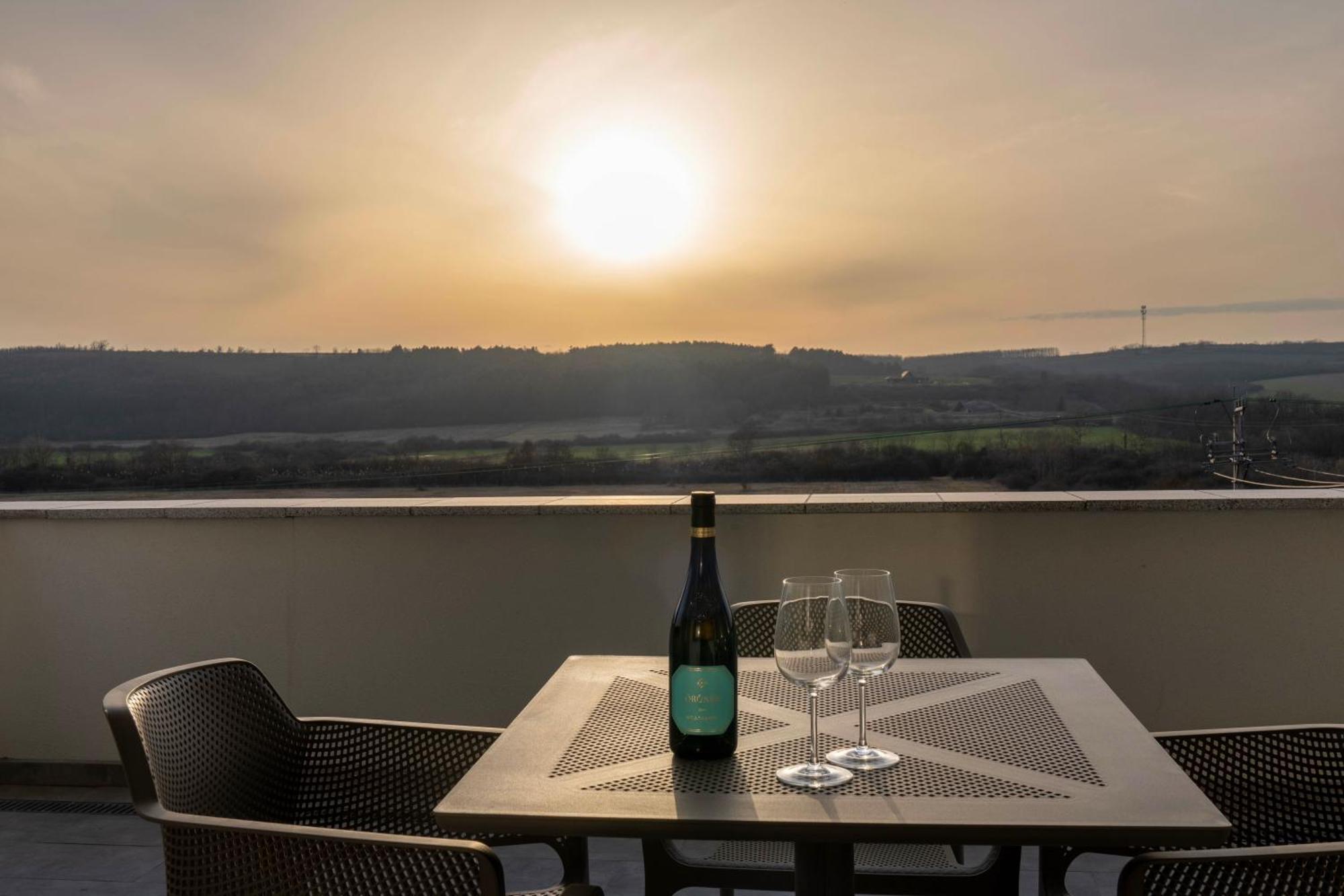 אגרסאלוק Salt Hill Premium Apartments מראה חיצוני תמונה